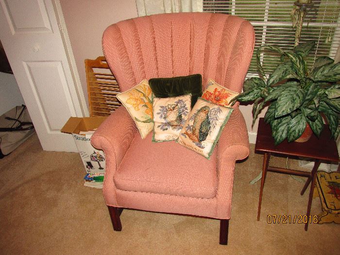 WING BACK CHAIR