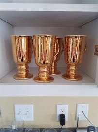 Hall China 4 mugs mint!