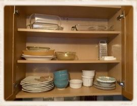 Dishes and kitchen ware