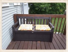 Outdoor storage bench