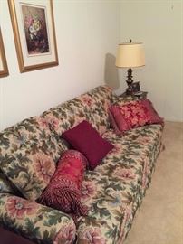 thomaaville sofa