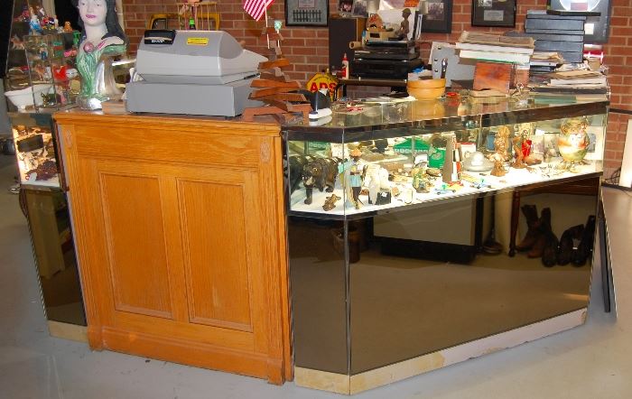 Show Case ~ Counter for sale