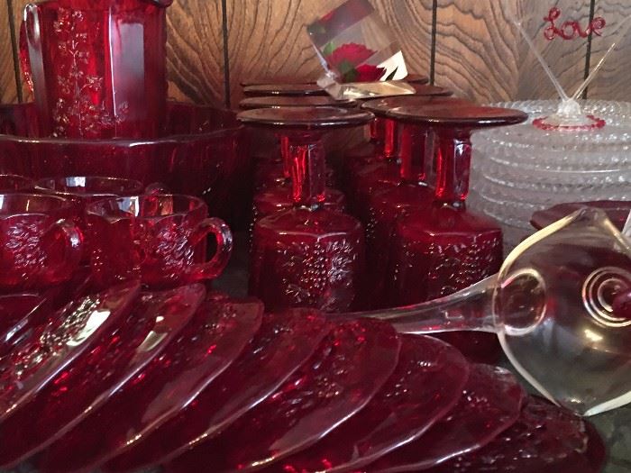 Red Glassware set 8 stems and plates
