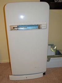 Westinghouse Fridge - does NOT work, great for storage