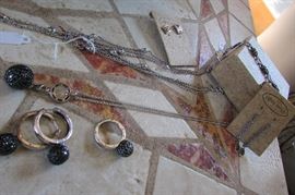 Thomas Sabo & Lois Hill