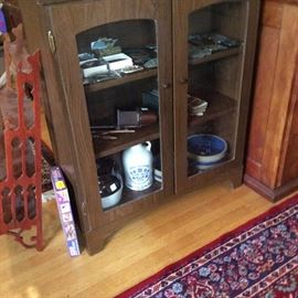 3 Shelf Cabinet w/Doors