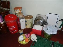 Razorback items include this can, a clock, and several other items.  Various other collectible cans, etc.