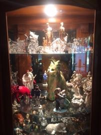 LARGE COLLECTION OF WATERFORD & SWAROVSKI CRYSTAL ANIMALS & OTHER COLLECTIBLE FIGURINES
