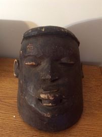 ANTIQUE ABORIGINIE CEREMONIAL MASK