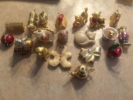 ESTEE LAUDER SOLID PERFUME CASES