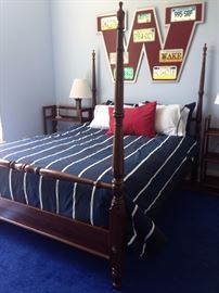 Queen Poster Bed, Linens and Carpet