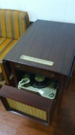 1953 philco record player and am radio console 