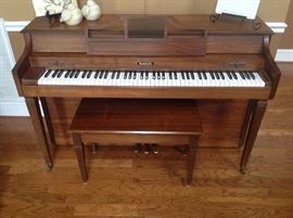 Baldwin Upright Piano w/ Bench - Detail