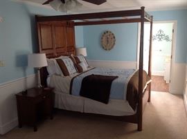 Walnut Queen Poster Bed - Headboard, Foot Board, Side Boards & Supports w/ Complimentary Queen Size Mattresses