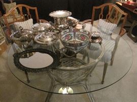 Famille Verte bowl. Silver Plate.