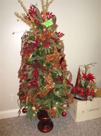 Custom made at Alsip Nursery