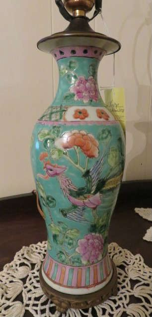 Vintage Chinese Famille Rose Phoneix Design Lamp