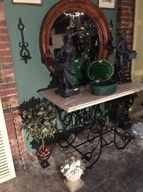 French table 