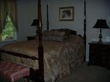 4 poster queen size bed