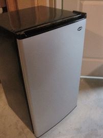 Sanyo compact fridge.