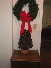 apple tree and wreath