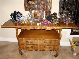 Beautiful vintage tea cart French provincial look