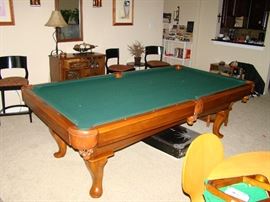 Legacy pool table - beautiful & quality