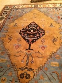 Hand made 8 feet x 10 feet rug from India