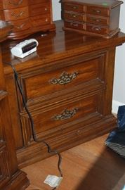 The end table to the matching dresser...