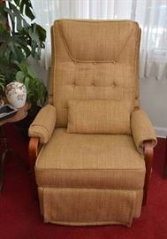 Vintage Recliner with Beige Upholstery