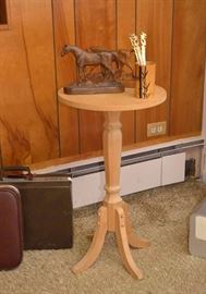 Small Wood Pedestal Table
