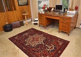 Red / Blue Oriental Area Rug