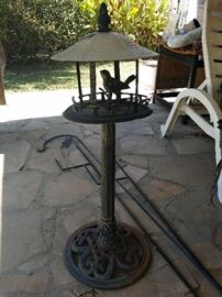 iron bird feeder