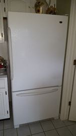 Maytag Refrigerator w Bottom Freezer