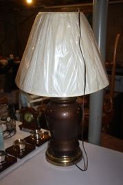 Ginger jar lamp