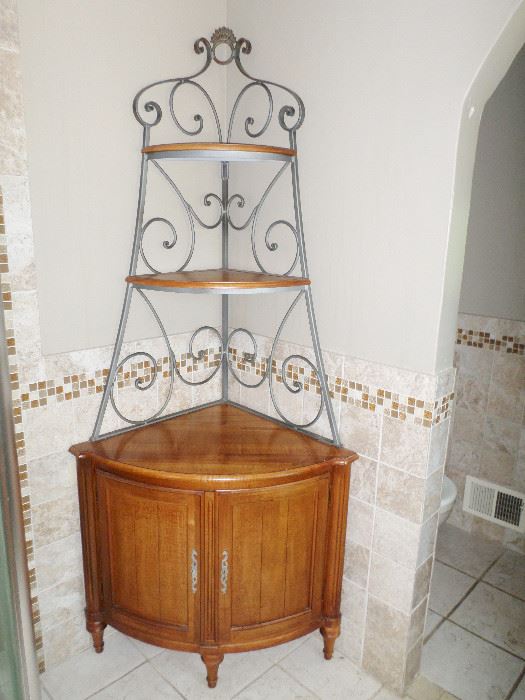 ** COTTAGE TO KASTLE ** Presents... MARVELOUS... starts on 8/19/2016