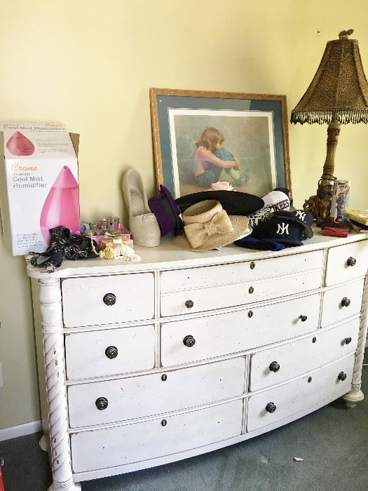 ** COTTAGE TO KASTLE ** Presents... MARVELOUS in MILLINGTON Full Contents Sale Starts On 8/19/2016