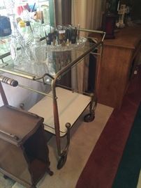 Two-shelf beverage cart