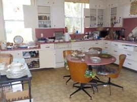 Mid Century kitchen set