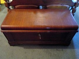 lg cedar chest by West Branch Novelty