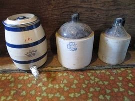 Blue Crown Glazed Stoneware Crock Water Dispenser With Lid