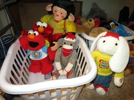 Elmo, Zippy, Hip Hop Bunny