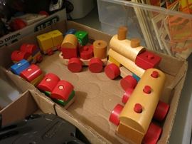 Discovery Toys Wood Trains