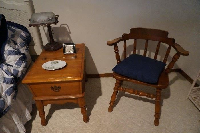 Night stand (lid opens), side chair