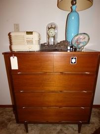 Mid Century Modern chest of drawers