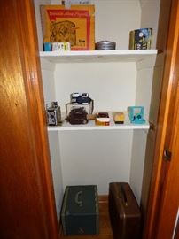 Vintage cameras, movie projectors