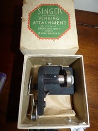 Vintage Singer Pinking Attachment