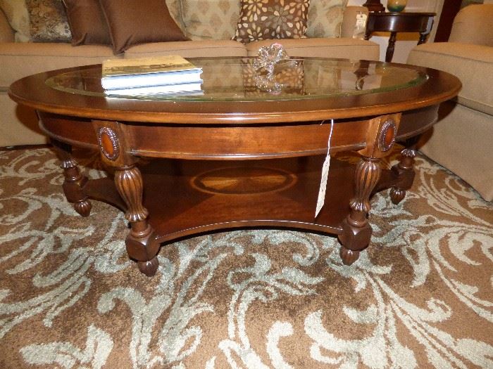 Haverty's coffee table