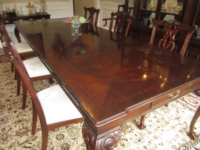 DINING ROOM TABLE 2 LEAVES 10 CHAIRS AND 2 ARM CHAIRS BY CENTURY