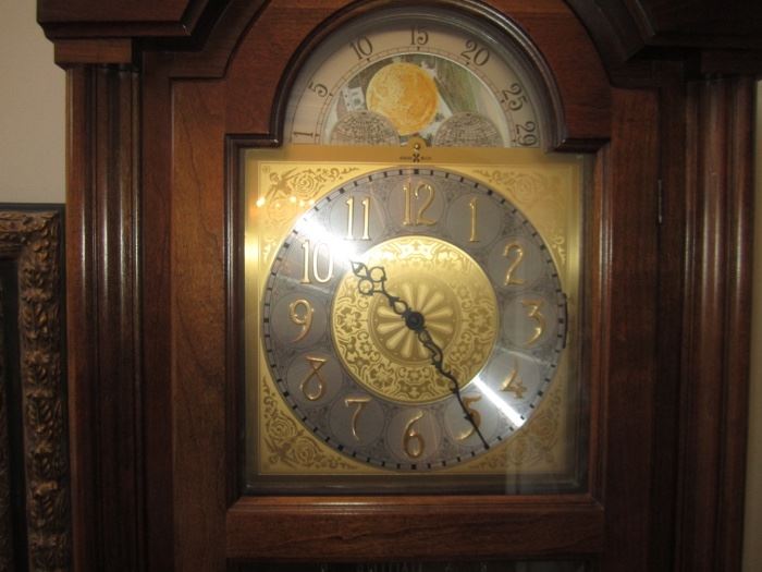 DETAIL OF CLOCK FACE